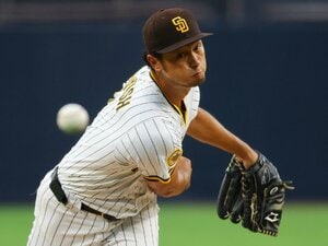 「ちょっと泣きそうになりました」ダルビッシュ有を感激させた“悪役”マチャドの執念ヘッドスライディング「ドジャース追撃を諦めない」パドレスの本気度