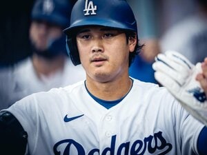 左ひざに水が…大谷翔平32歳の二刀流“最大の懸念”は規定投球回不足でもドジャース2番手捕手ラッシングとの相性でもなく「投打のウエイト」問題では
