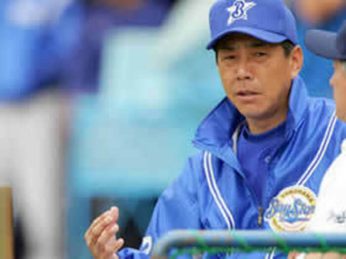 プロ野球の監督にとってキャンプは一番いい時?<Number Web> photograph by Koji Asakura