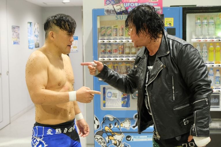 佐藤光留プロデュース『真夏の変態祭り』で諏訪魔に大仁田、鈴木みのるも大暴れ！ 灼熱の旧川崎球場で“1日6試合”の佐藤が感じたのは…？(33)