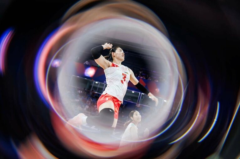 島村春世（2025年VNLチェコ戦）　©︎Volleyball World