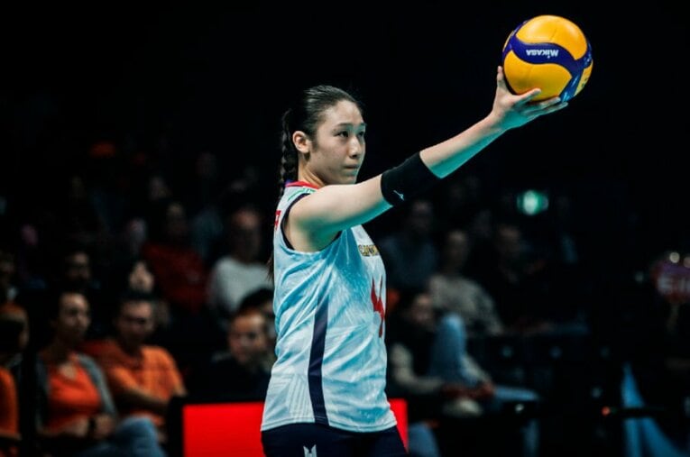 “大きな壁”を乗り越えて世界選手権で存在感を発揮した石川真佑（22歳／東レアローズ）。五輪予選を見据えて、Vリーグでのさらなる飛躍を誓った ／ photograph by FIVB