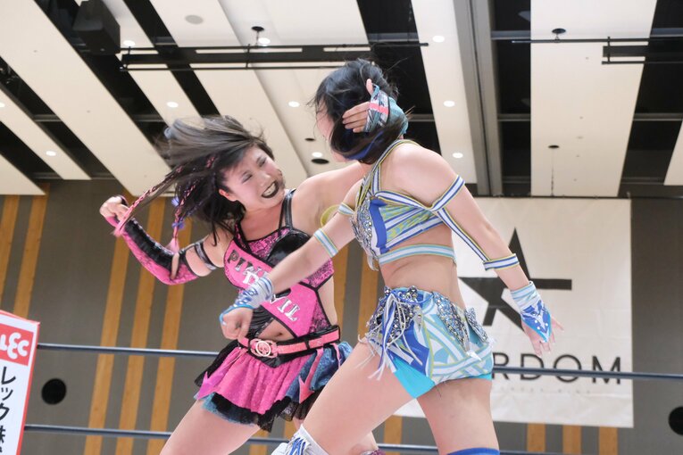 学級委員長も務めた「高校生レスラー」 吏南（17歳）がタイトル戦で見せた“肩書き以上の可能性”…来春の卒業後はプロレス専念へ(34)