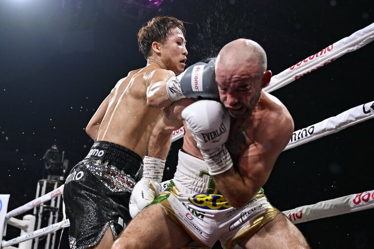 6ラウンドで攻勢を強めた井上　©Hiroaki Yamaguchi