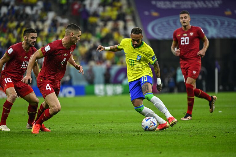 カタールW杯でのネイマール　©Takuya Sugiyama／JMPA