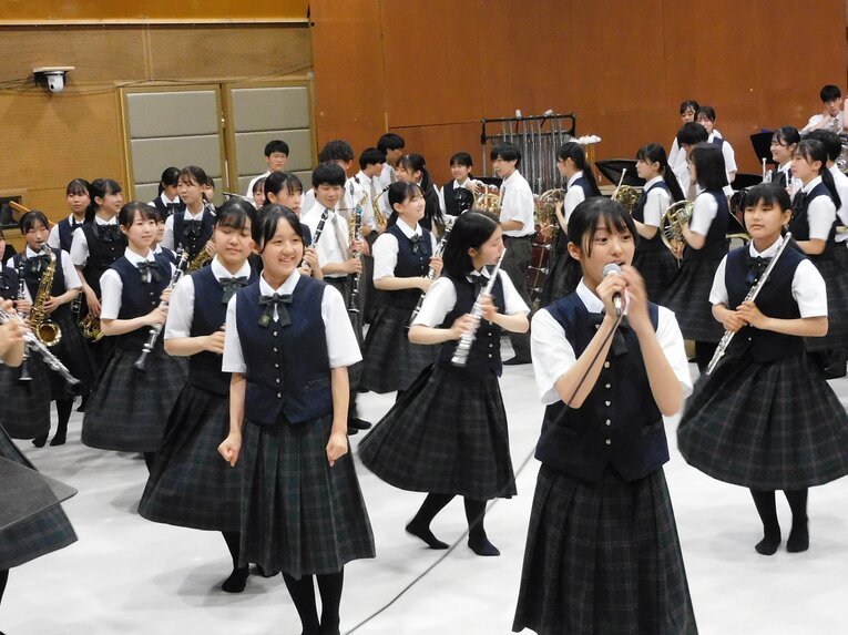 ミュージカルのナンバーなどでは、ソロで歌ったり演技を披露する生徒も　©︎Haruka Sato