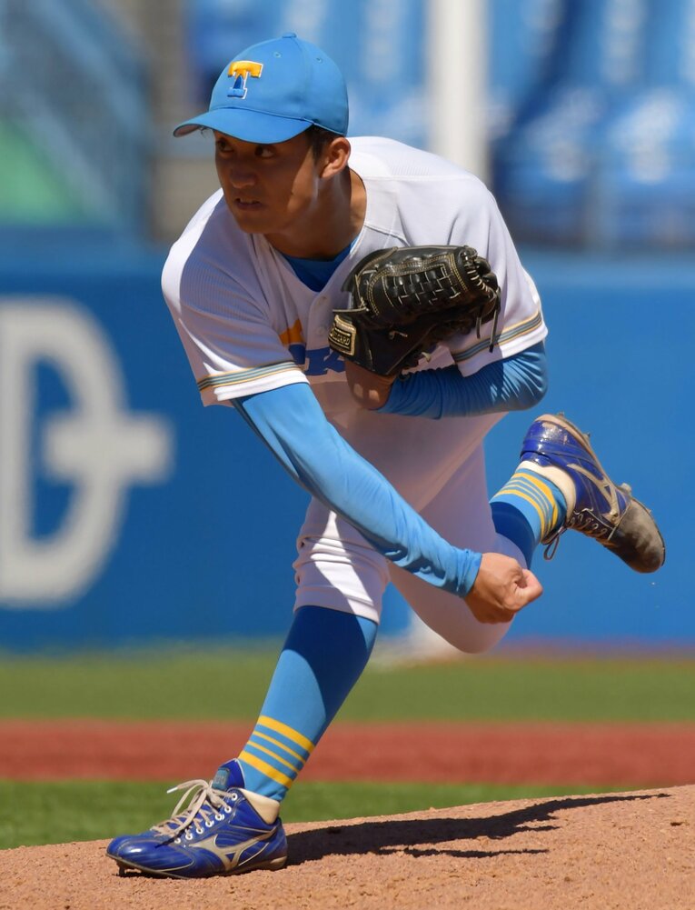 2022年に東大を卒業し、三菱自動車倉敷オーシャンズに入部した奥野雄介。開成高出身ピッチャーで、東京六大学リーグ初勝利をあげた　©Sankei Shimbun