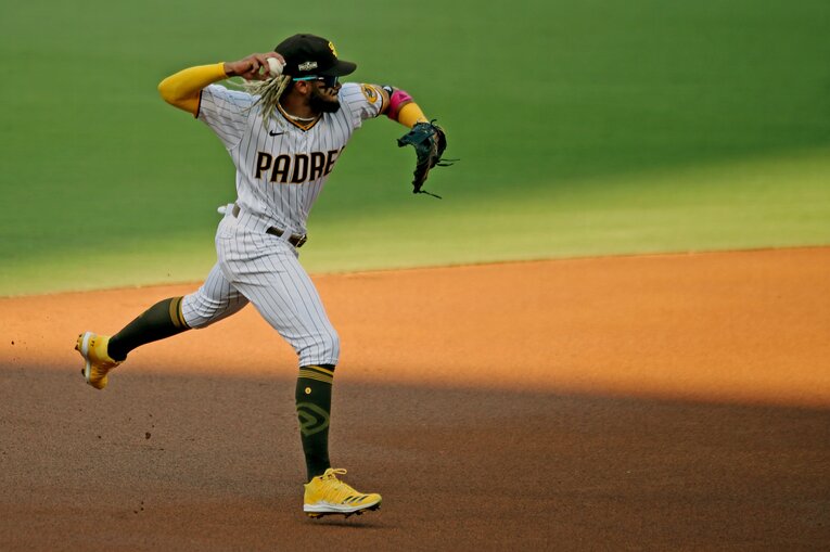 19年は2度の故障で84試合出場にとどまるも、20年は60試合中59試合に出場。いまや不動の遊撃手だ　©Getty Images