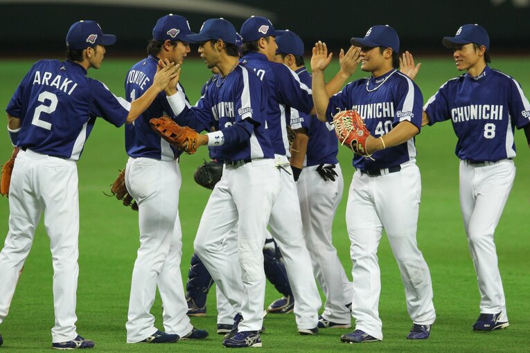 中日時代の平田良介　©BUNGEISHUNJU