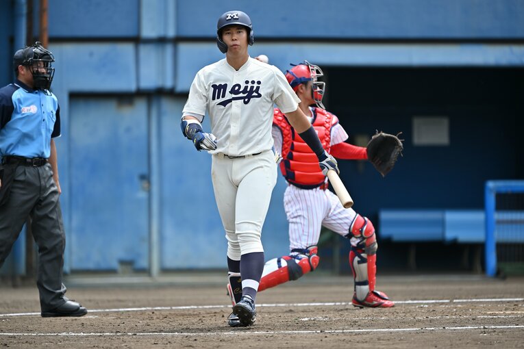 ロッテ1位指名の上田希由翔内野手（明治大・183cm96kg・右投左打）　©Hideki Sugiyama