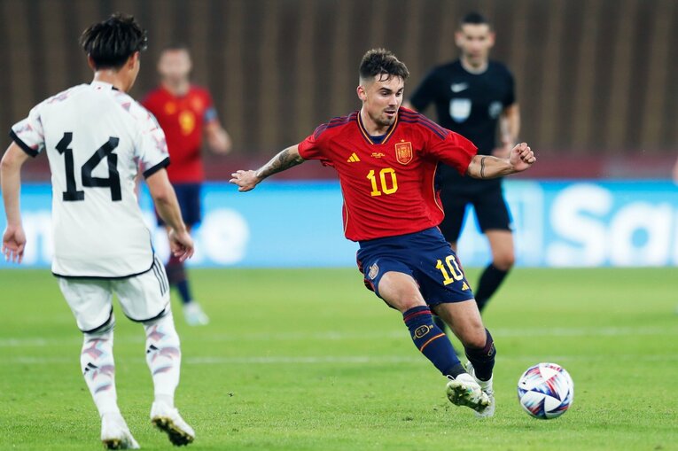 W杯前に日本人カメラマンが撮ったU-21スペインvs日本「リアルな実力差」ハイプレス空転の完敗を“未来予測”にしないためには… (19)