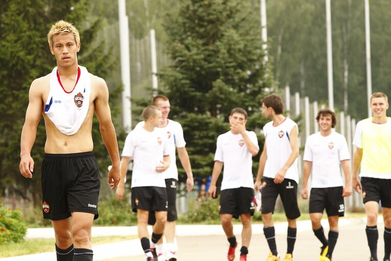 CSKAモスクワ時代の本田圭佑。ネルシーニョは海外に羽ばたいた後も熱視線を送っていたという　©Tamon Matsuzono