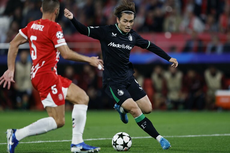 日本代表FW上田綺世は「勝っても無念そうだった」CL初ゴールを逃す“PK失敗”だけでなく…点取り屋のプライドを現地撮影カメラマンは見た(13)