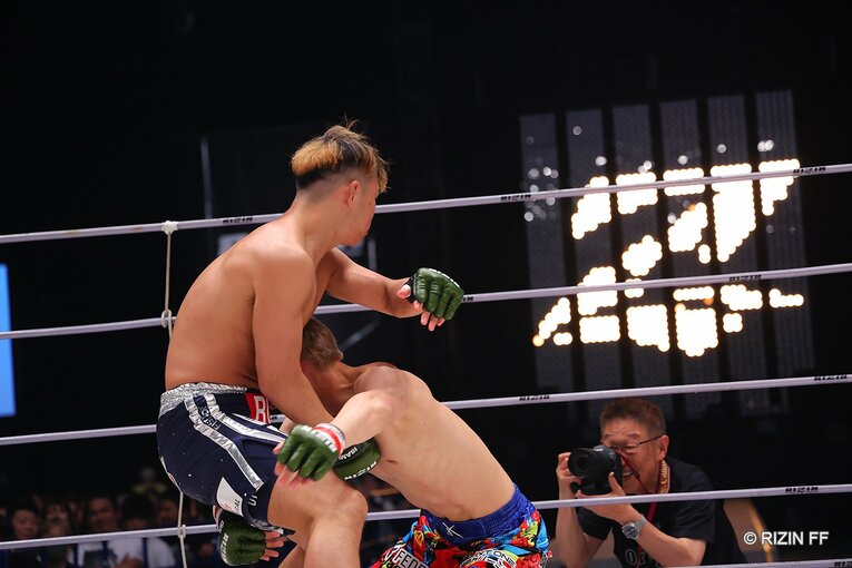 『RIZIN.42』YA-MAN vs 三浦孝太　©RIZIN FF