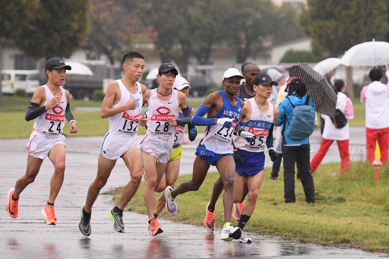 2021箱根予選会でもしっかりと爪痕を残した吉居（中大の28番）　©JMPA