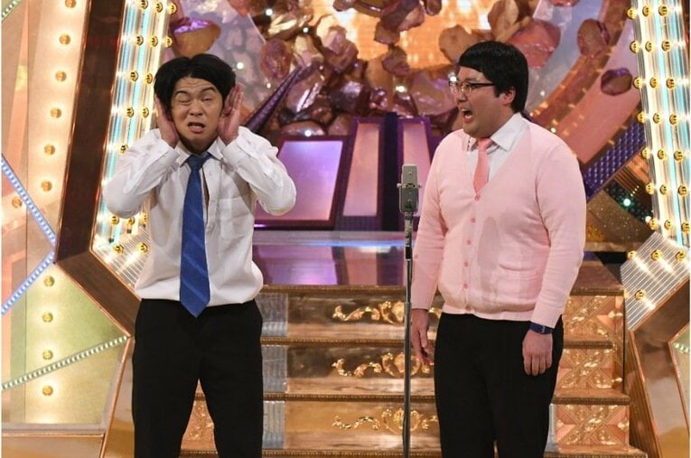 最終決戦でのマヂカルラブリー©M-1グランプリ事務局