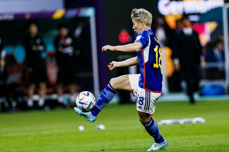 ドイツを失意のどん底に陥れるきっかけとなった浅野のトラップ　©Kiichi Matsumoto/JMPA