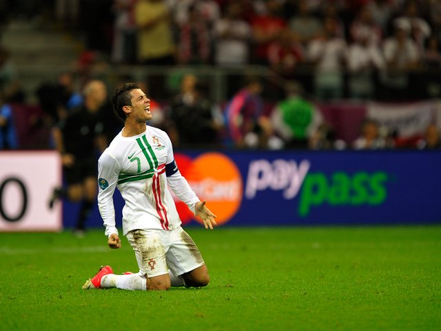 C ロナウドvs バルサの戦い ユーロ準決勝はリーガの代理戦争 リーガ エスパニョーラ Number Web ナンバー