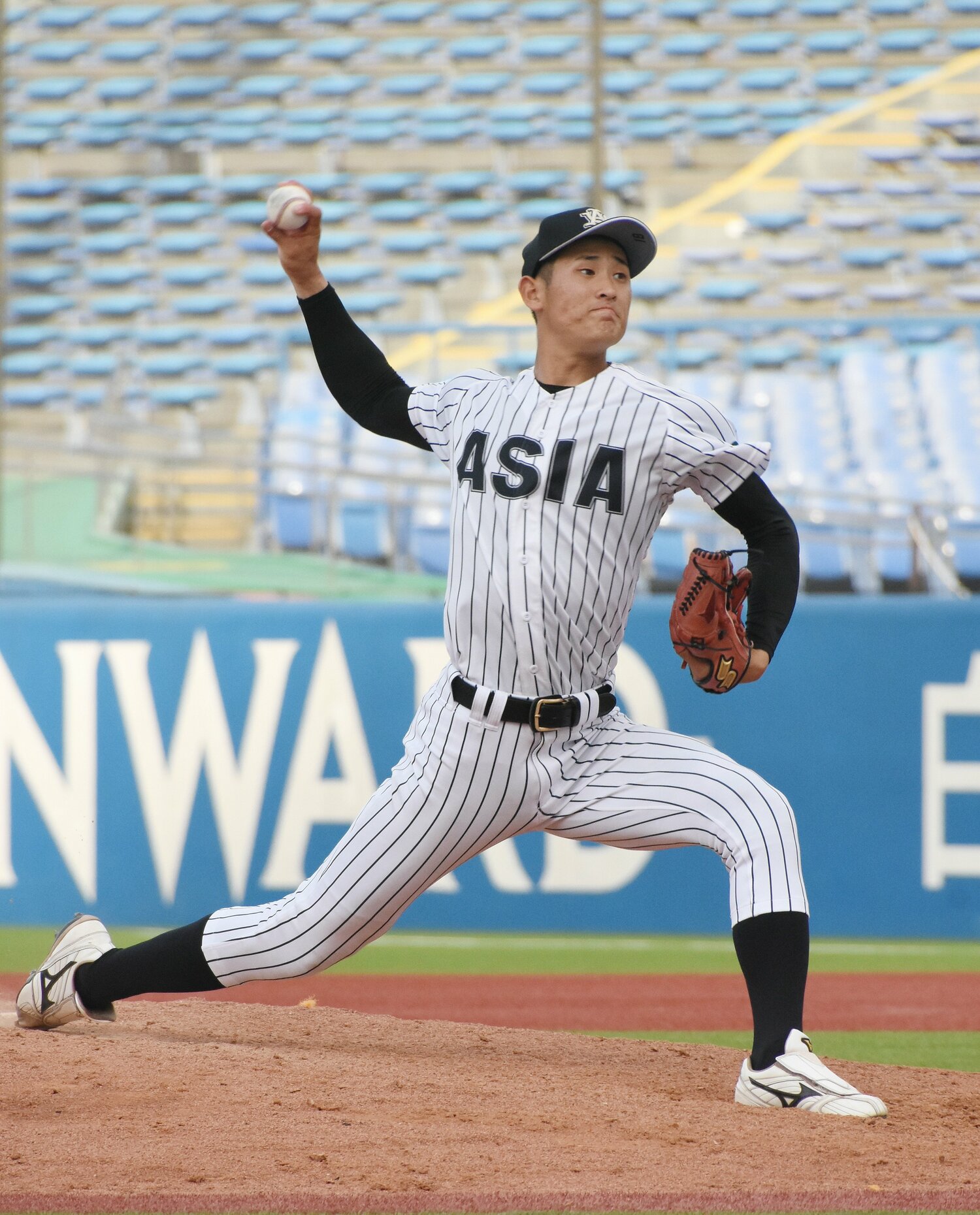 【ドラ1候補・大学生編10】草加勝・投手・亜細亜大(創志学園高)・182cm80kg・右投右打 ©JIJI PRESS