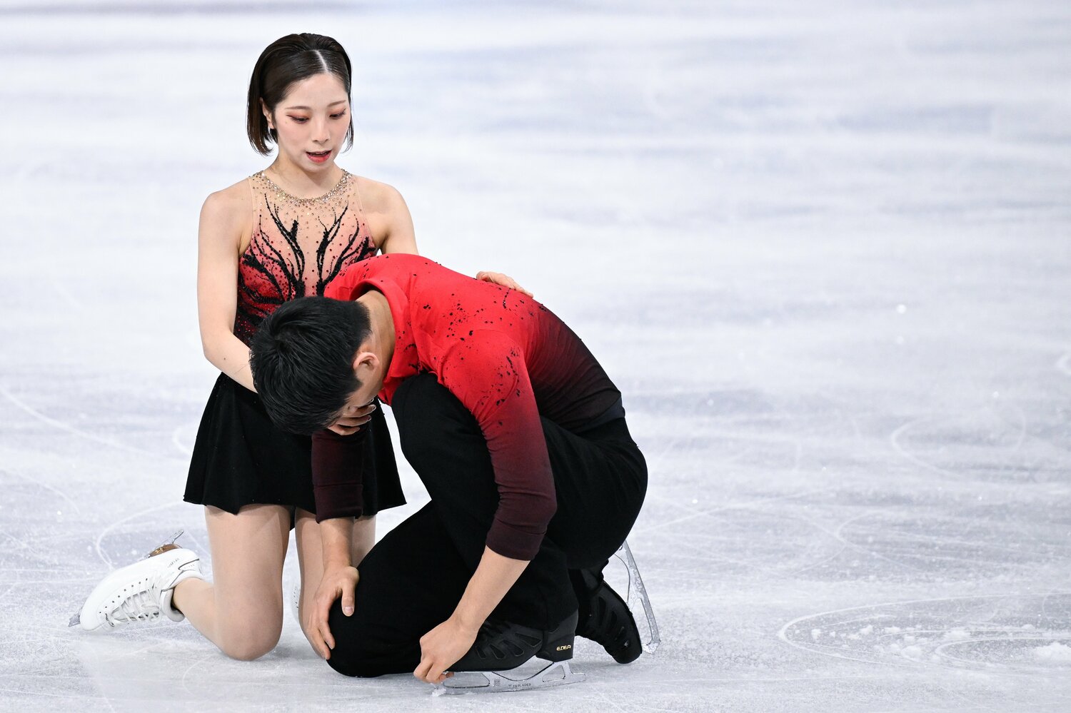 前日のSPではミスが出てまさかの5位。木原はうなだれ、動けなかった ©Asami Enomoto/JMPA