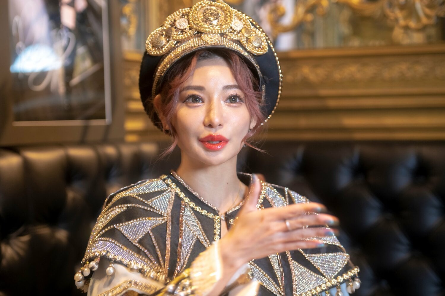 最初は迷いもあったと振り返ったMii。それでも今ではバーレスク東京の欠かせない存在になった