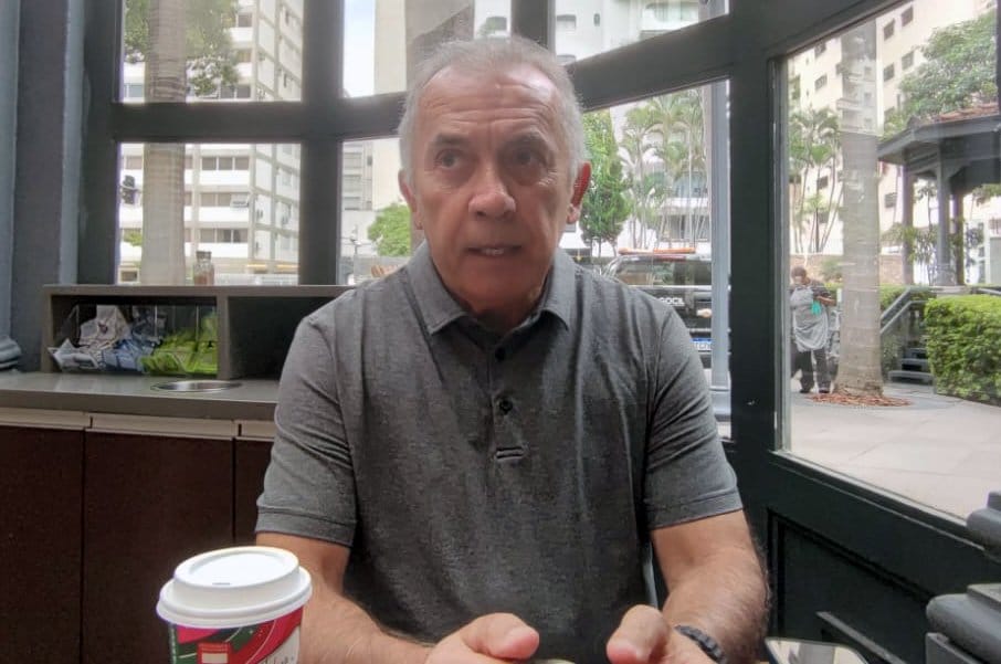 当時について語るネルシーニョ　©Hiroaki Sawada