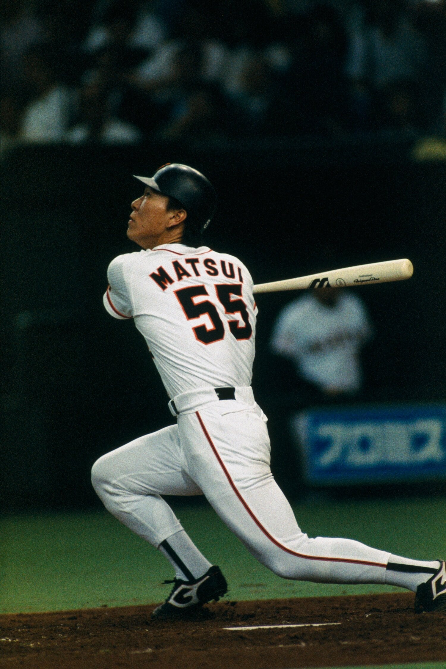 1993年～2002年まで、MVP3回、ホームラン王3回、首位打者1回、ベストナイン8回など数々のタイトルを獲得した。2003年にニューヨーク・ヤンキースに移籍　©BUNGEISHUNJU