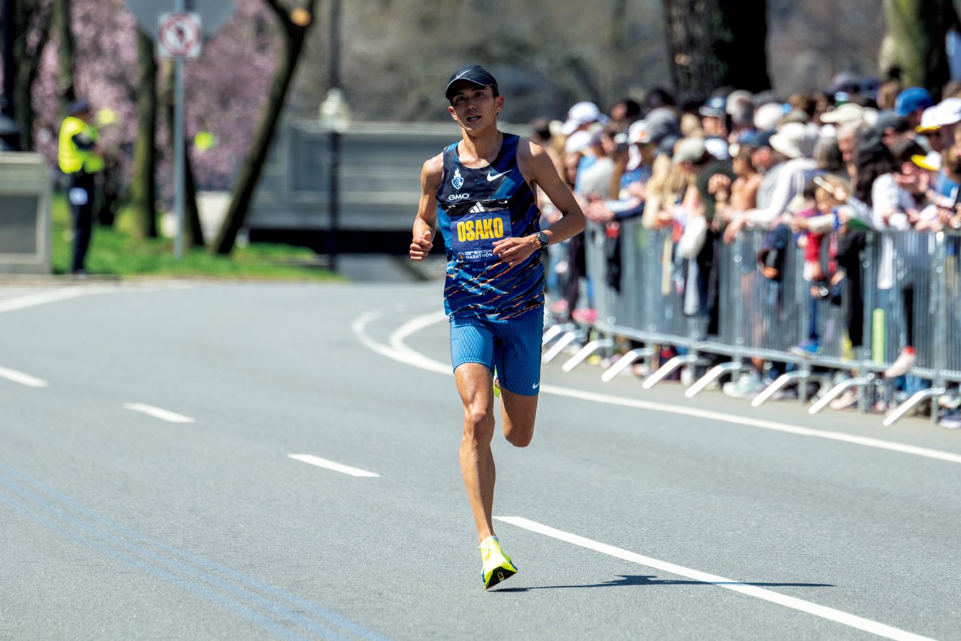 起伏があるパリを想定した4月のボストンマラソンは2時間11分44秒。Xには「自分の弱さと向き合え」と自らを叱咤した　Shota Matsumoto