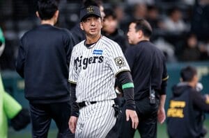 日本シリーズ連敗の阪神に抱いた「3つのナゼ？」藤川球児監督の采配にみえた“迷い”の正体…“山川封じ”の対策は万全だったのか