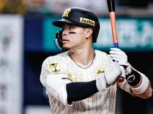 「世界ナンバーワンなんです」元スコアラーも衝撃…三冠王快走の阪神・佐藤輝明が持つ“大谷翔平超え”驚異の能力の正体「数字でみても…とんでもない」