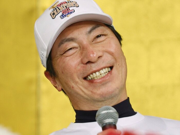 「球団の体質にいいイメージは持っていません」球団社長との“密談”で本音…なぜ高津臣吾は「絶縁」決めたヤクルトに戻ってきたのか＜Number Web＞ photograph by JIJI PRESS