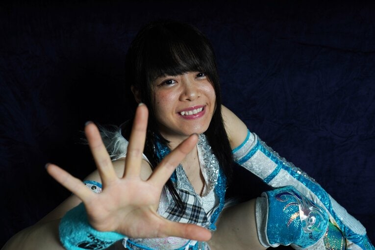 赤いベルトを極めた女・岩谷麻優の10年以上遅れた“結婚引退プラン” 「プロレスは天職。生きている感じがする」(17)