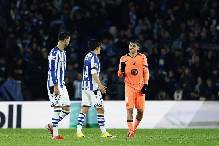 ペドリと談笑する場面も（写真は続きます）©Daisuke Nakashima