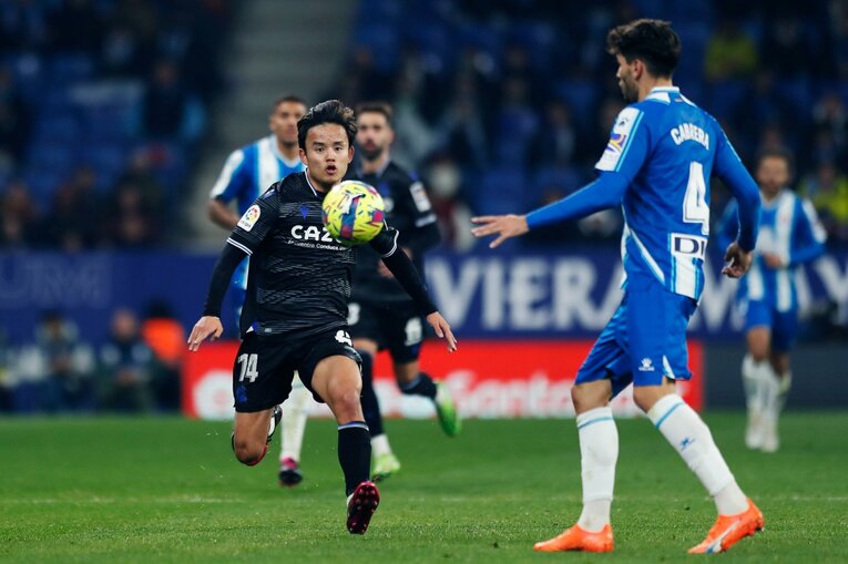 「クボの鮮烈ボレーに加えて…」“ハイライトだけではもったいない”ソシエダ久保建英の飛躍を現地撮影「特筆すべきはゴール直前の守備」(36)