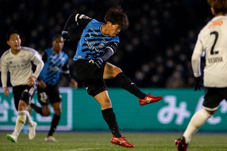 期限付き移籍を終え、川崎Fに復帰した宮代大聖。アカデミー時代から将来を嘱望されたストライカーが、世界で戦う先輩たちに受けた薫陶とは ／ photograph by KAWASAKI FRONTALE