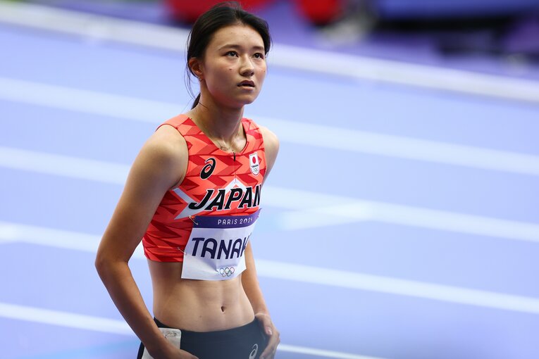 敗者復活戦後の着順確定を神妙な表情で待つ田中　©Ryosuke Menju/JMPA