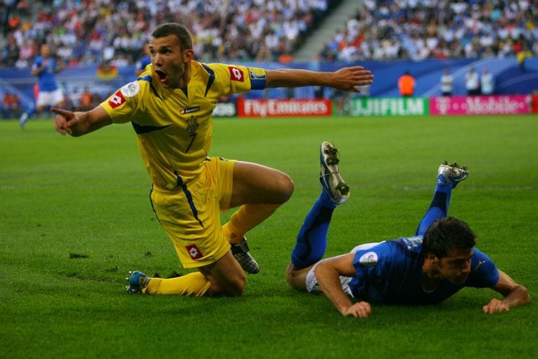 2006年W杯でのシェフチェンコ。90年代後半から00年代前半にかけて世界最強クラスのストライカーだった　©JMPA