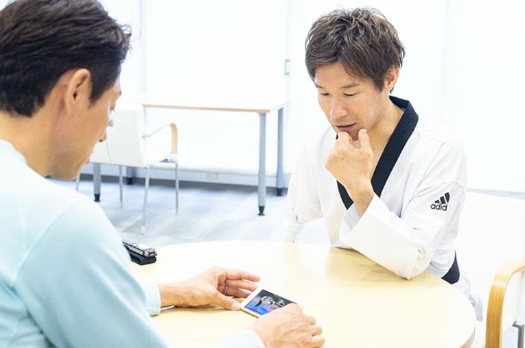 競技生活3カ月で日本代表選手に!?当時の伊藤の練習方法に修造、困惑。(3)