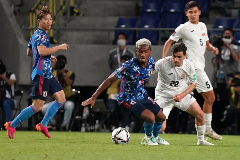 A代表デビューとなったアジア2次予選のキルギス戦で、ハットトリックの活躍を見せたオナイウ　©Getty Images