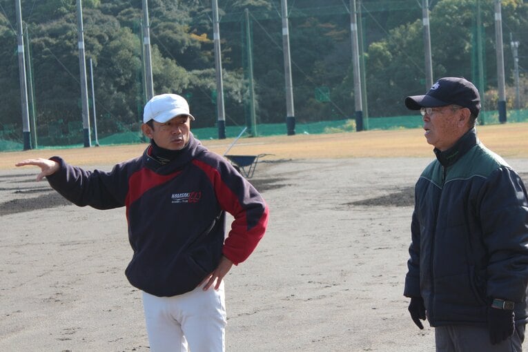 長崎西高の宗田監督と安藝コーチ　©Katsuharu Uchida