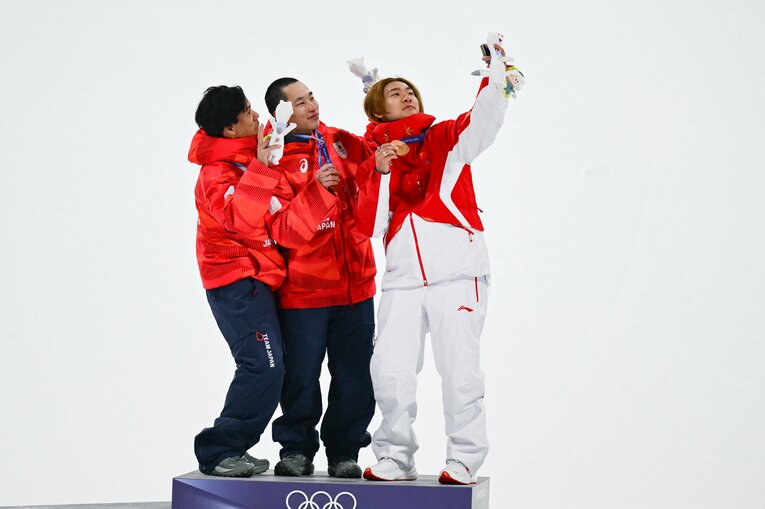 木村葵来が金メダル、木俣椋真が銀メダルを獲得した男子ビッグエア　©Nanae Suzuki／JMPA