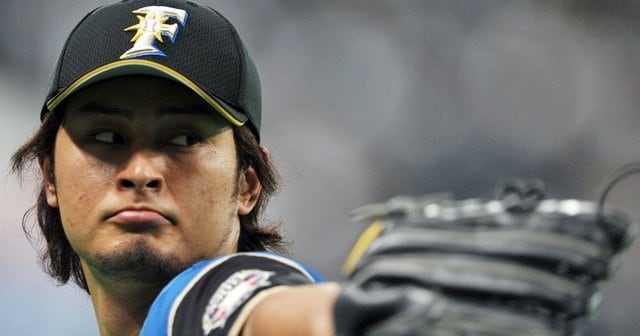 ダルビッシュ有25歳が金田正一や稲尾和久を超えた「プロ野球史上1位」大記録とは…39億円ポスティング→ケガとの戦い、メジャーでの転機（2／3） -  プロ野球 - Number Web - ナンバー