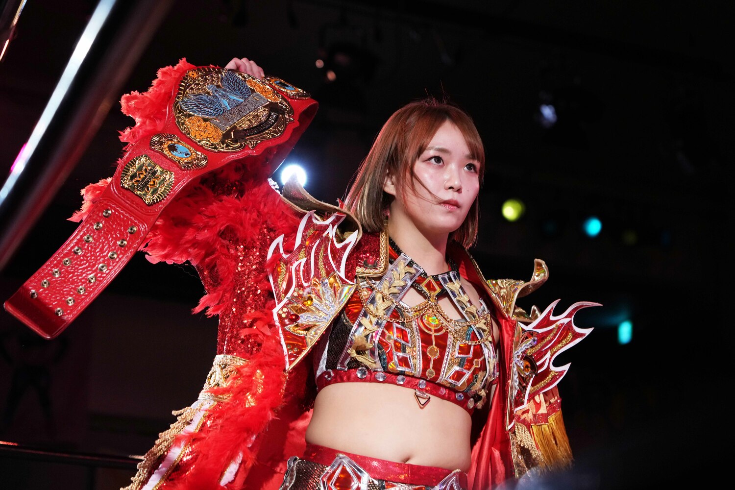 マリーゴールドの赤いベルト（ワールド王座）を保持する　©Essei Hara