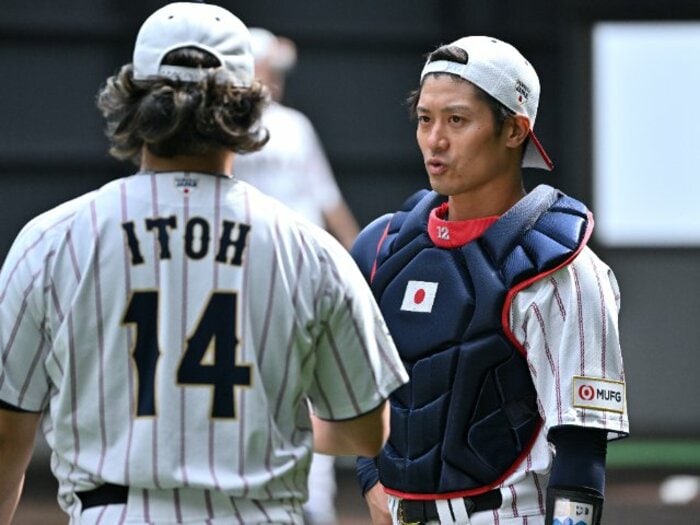 WBC“失意のベスト8”のウラで…阪神・坂本誠志郎32歳が背負っていた“ある思い”「きっしゃん（岸田行倫）のことを今でも考える」知られざる捕手陣の絆＜Number Web＞ photograph by Hideki Sugiyama