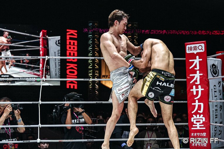 『超RIZIN.4』朝倉未来vs.クレベル・コイケ　©RIZIN FF