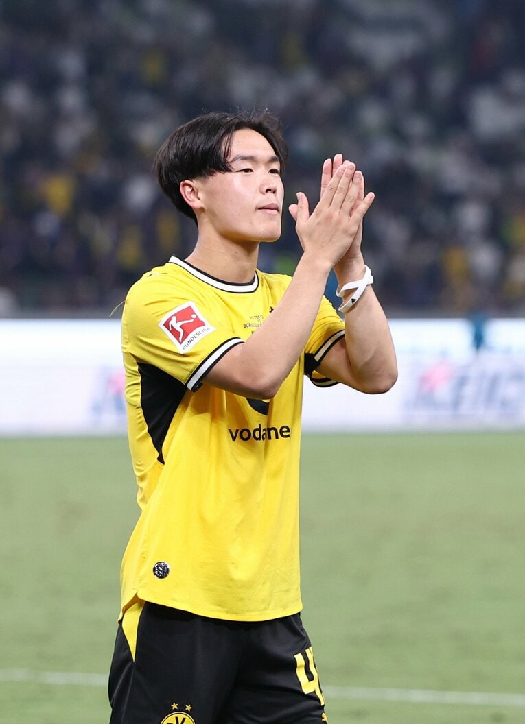今夏、ガンバ大阪からドルトムントに移籍した山本　©JIJI PRESS