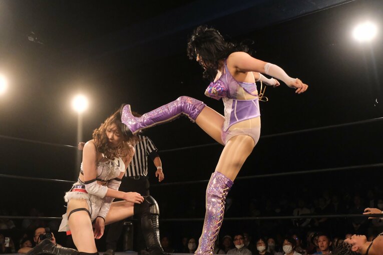 「あんまり胸を張って言えなくて…」悩んでいたAZMを受け入れた“5人のお姉ちゃん”との話…キャリア10周年「クソガキ全開で（笑）」(47)