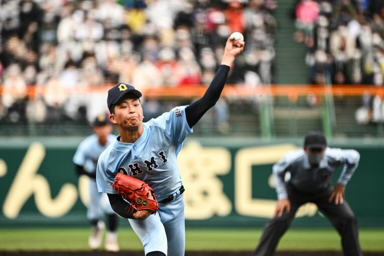 近江2番手で登板した星野世那　©Nanae Suzuki