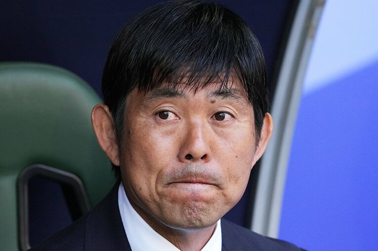アジア杯イラク戦での森保一監督。ここからチームをどう立て直していくか ／ photograph by Etsuo Hara/Getty Images