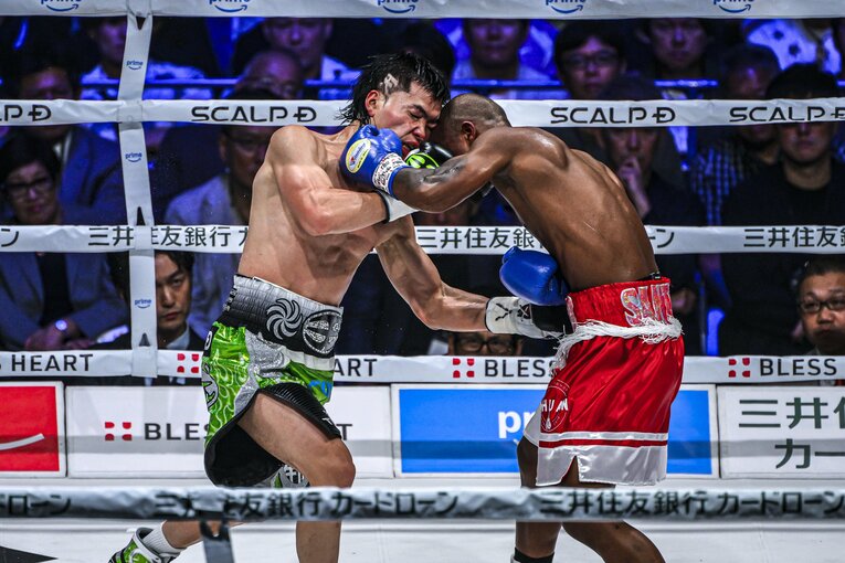 那須川天心vs.ビクトル・サンティリャン　©︎Takuya Sugiyama